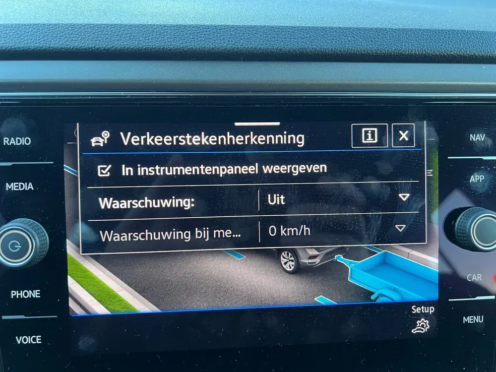 Volkswagen T-Roc 1.0 TSI Style Business Navi Camera Trekhaak uit 2022, foto 20