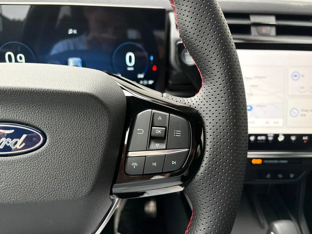 Ford Puma 155PK EcoB Automaat Hybrid ST-line 360-cam uit 2025, foto 19