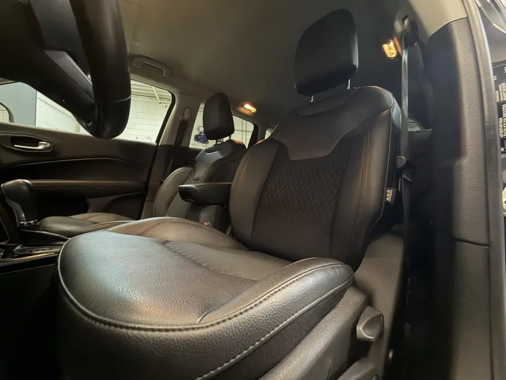Jeep Compass 1.3T Limited Dode hoek, Carplay, Stoelverwarmin uit 2021, foto 13