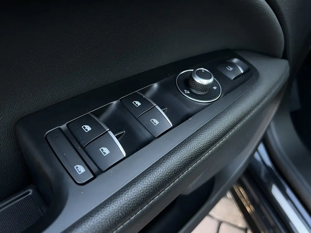 Alfa Romeo Stelvio 2.0 T GME AWD Veloce uit 2024, foto 13