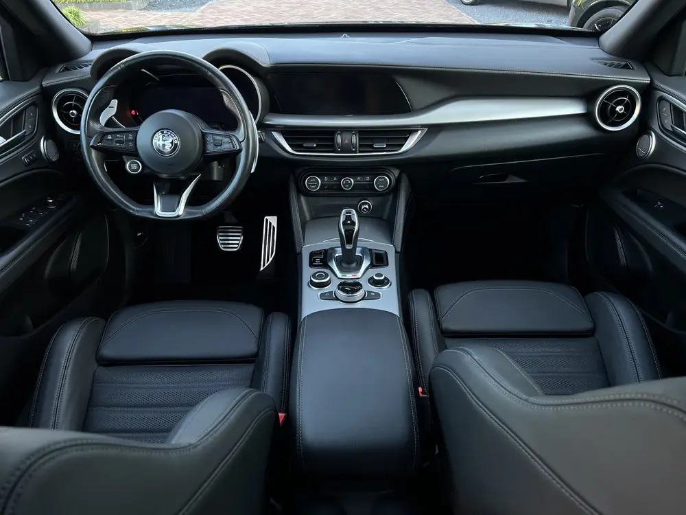 Alfa Romeo Stelvio 2.0 T GME AWD Veloce uit 2024, foto 19