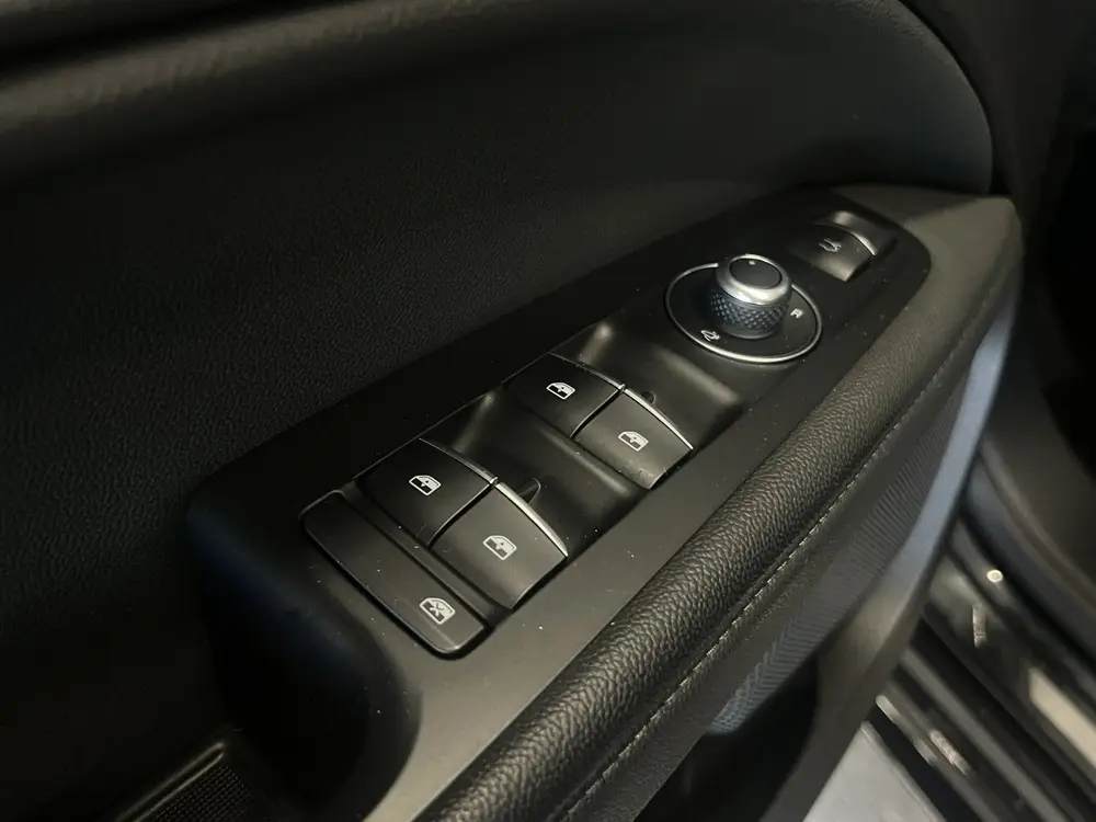 Alfa Romeo Stelvio 2.0 T GME AWD Veloce uit 2024, foto 9