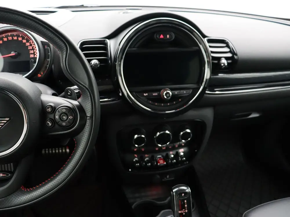 Mini Clubman JCW ALL4 Chili + Panoramadak + Harman Kard uit 2019, foto 15