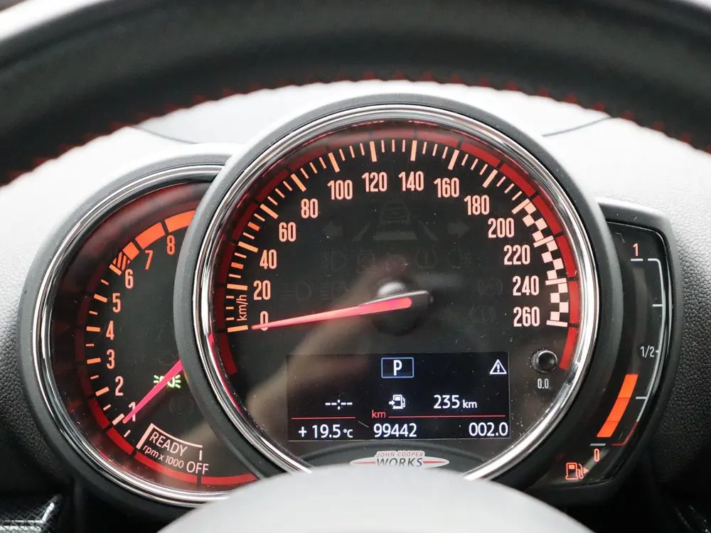 Mini Clubman JCW ALL4 Chili + Panoramadak + Harman Kard uit 2019, foto 18
