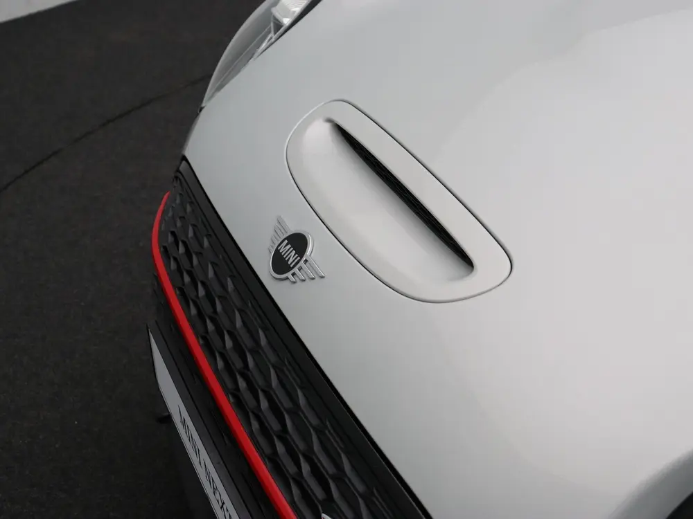 Mini Clubman JCW ALL4 Chili + Panoramadak + Harman Kard uit 2019, foto 7
