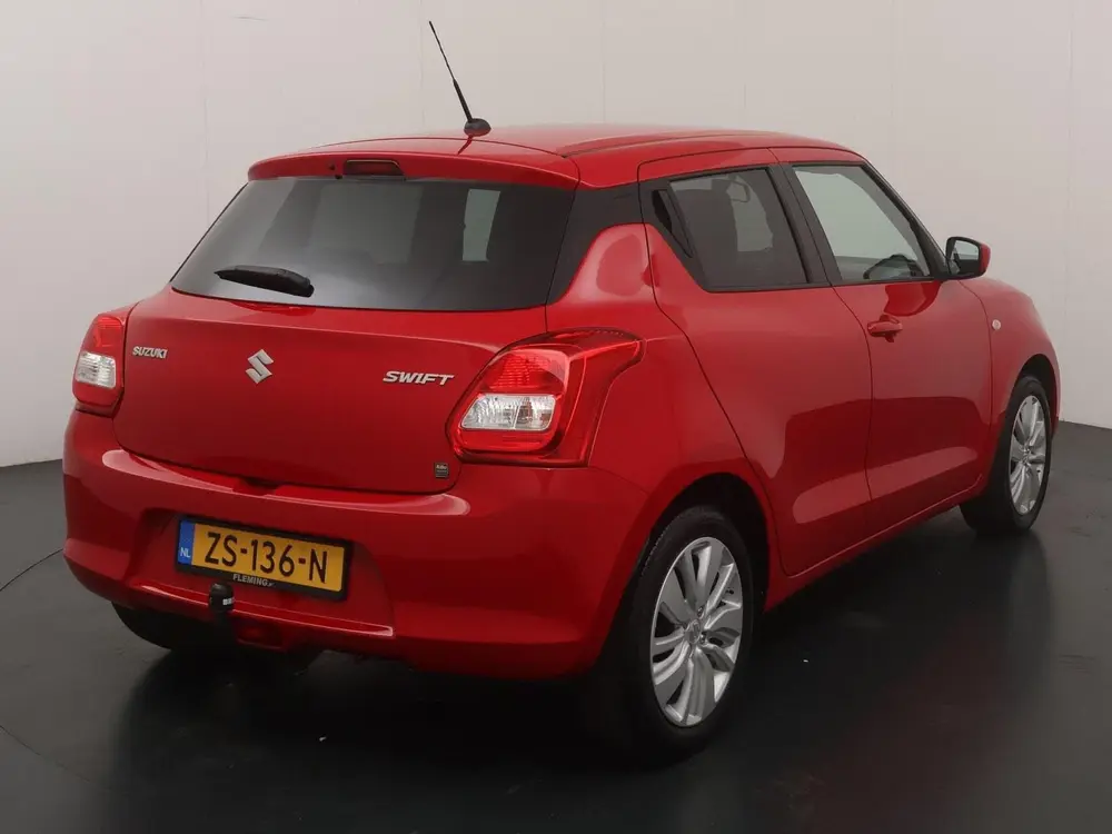 Suzuki Swift 1.2 Select uit 2019, foto 5