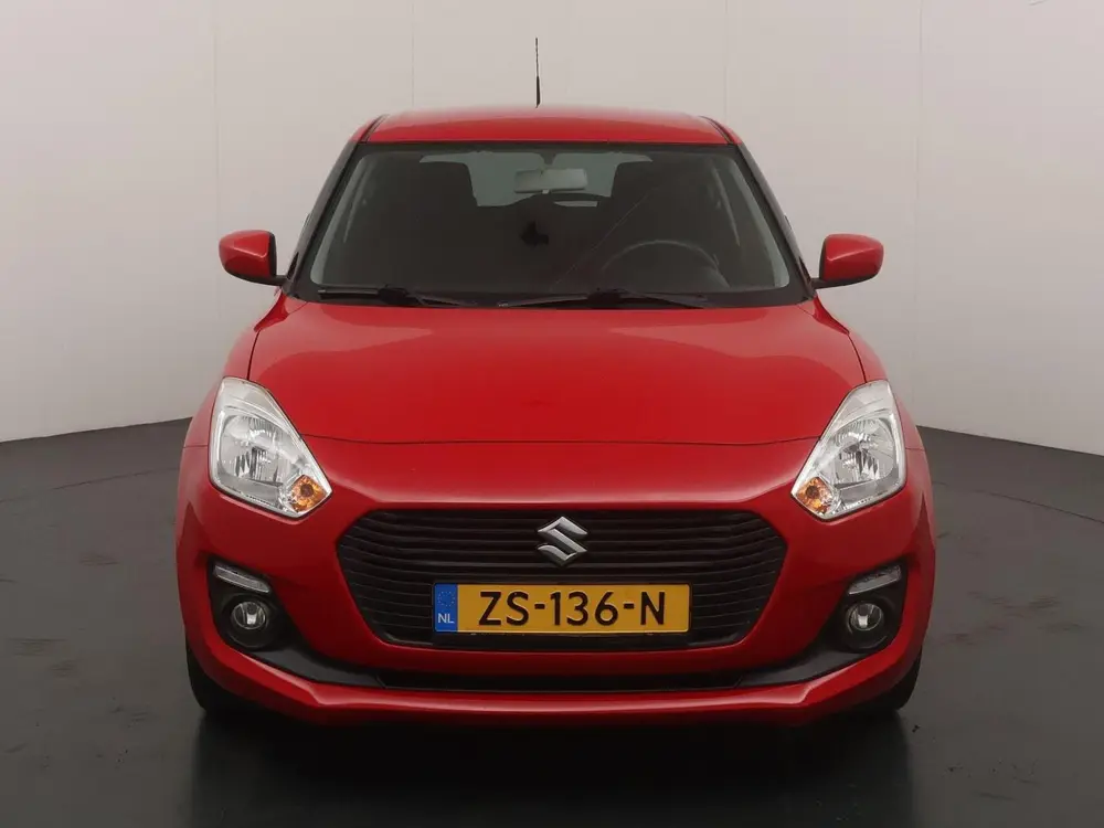 Suzuki Swift 1.2 Select uit 2019, foto 8