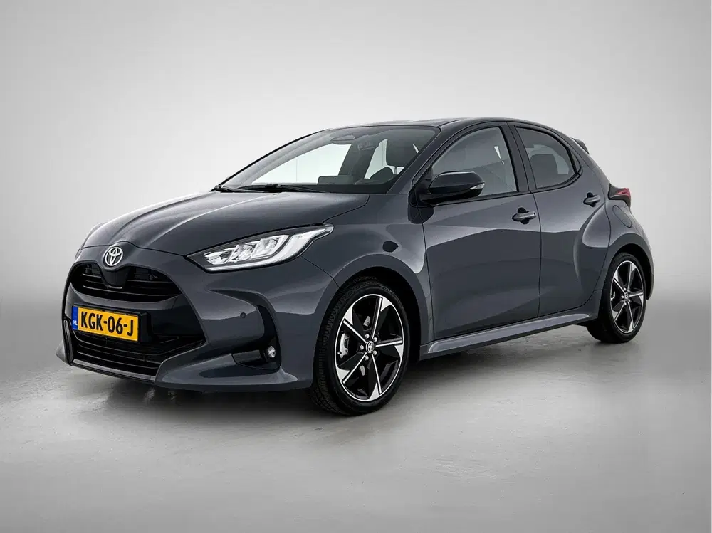 Toyota Yaris 1.5 Hybrid 130 Executive (bj 2026 uit 2026, foto 2