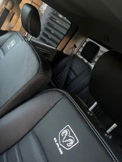 Dodge RAM 5.7 V8 4x4 Crew Cab 6 PERS CLASSIC uit 2022, foto 14