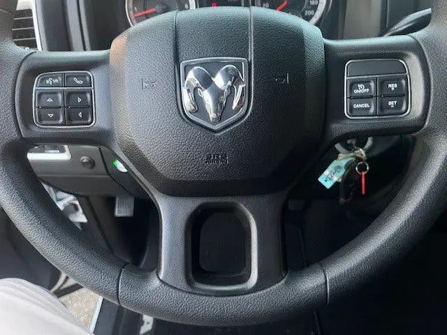 Dodge RAM 5.7 V8 4x4 Crew Cab 6 PERS CLASSIC uit 2022, foto 20