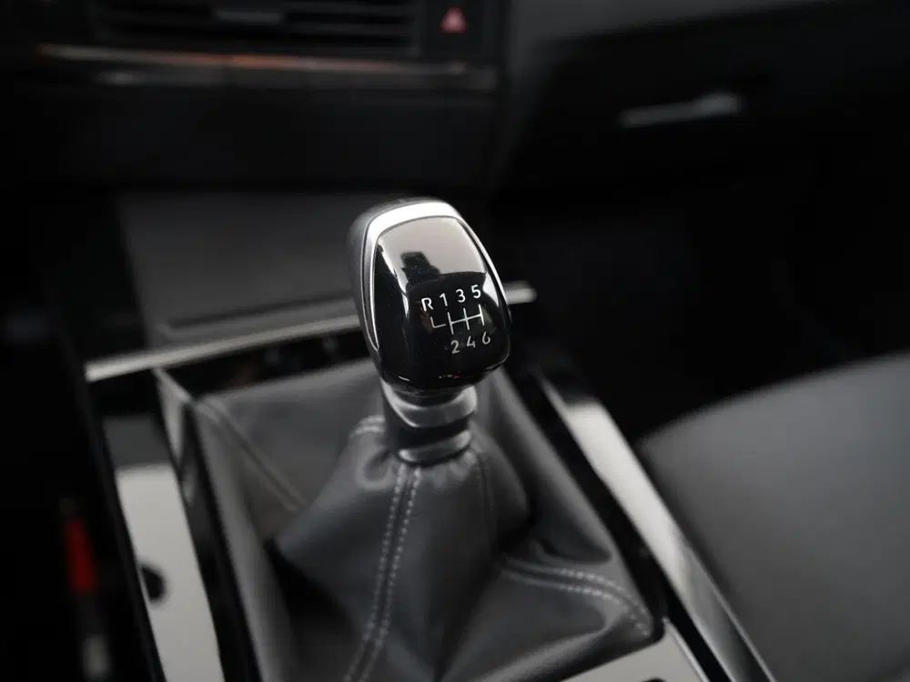 Opel Astra 1.2 Turbo Business Edition uit 2025, foto 11