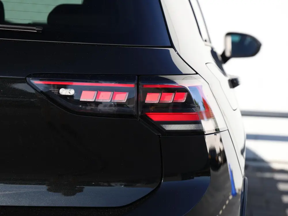 Volkswagen Golf 2.0 TSI GTI 265 pk DSG | NL-Auto | Panoramad uit 2025, foto 18