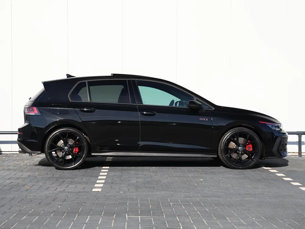 Volkswagen Golf 2.0 TSI GTI 265 pk DSG | NL-Auto | Panoramad uit 2025, foto 2