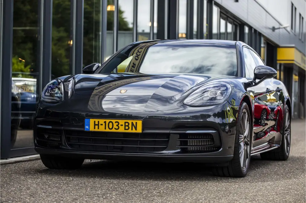 Porsche Panamera 2.9 4 E-Hybrid uit 2020, foto 11