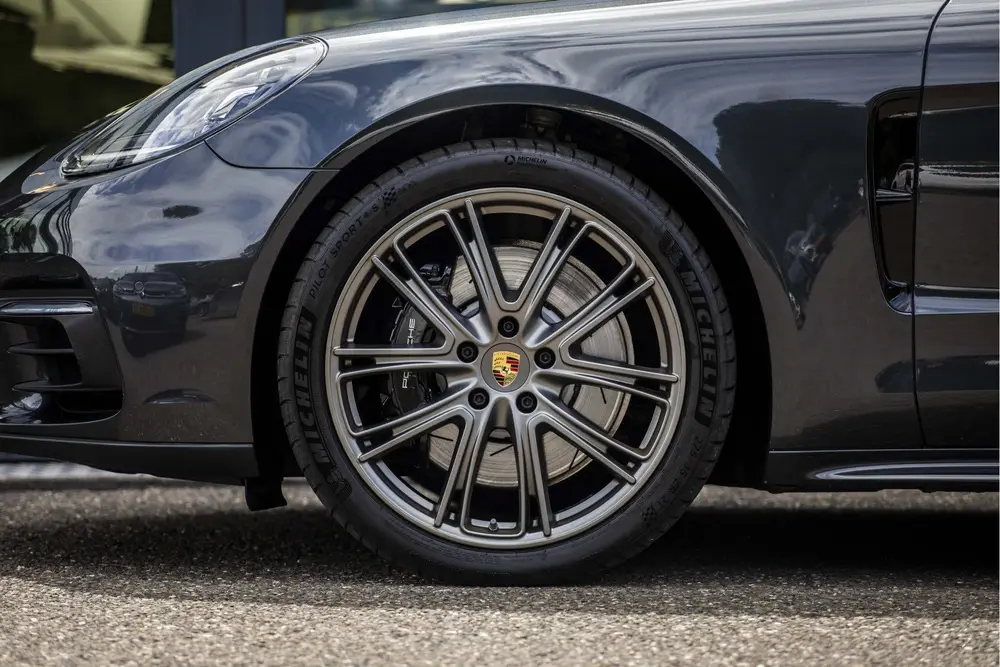 Porsche Panamera 2.9 4 E-Hybrid uit 2020, foto 9