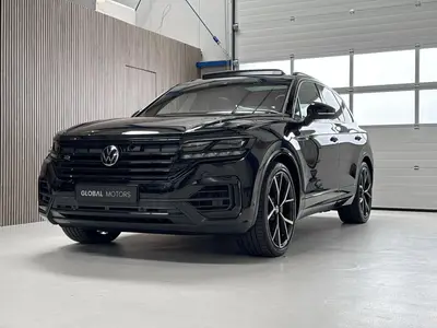 Volkswagen Touareg 3.0 TSi eHybrid 4MOTION R LINE - NACHTZIC uit 2023