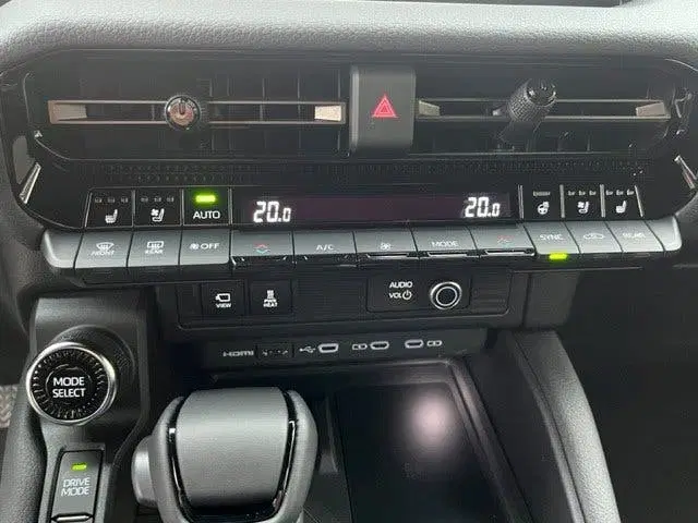 Toyota Land Cruiser 2.8 D-4D AUT 4WD EXEC SWVAN BPM VRIJ uit 2024, foto 17