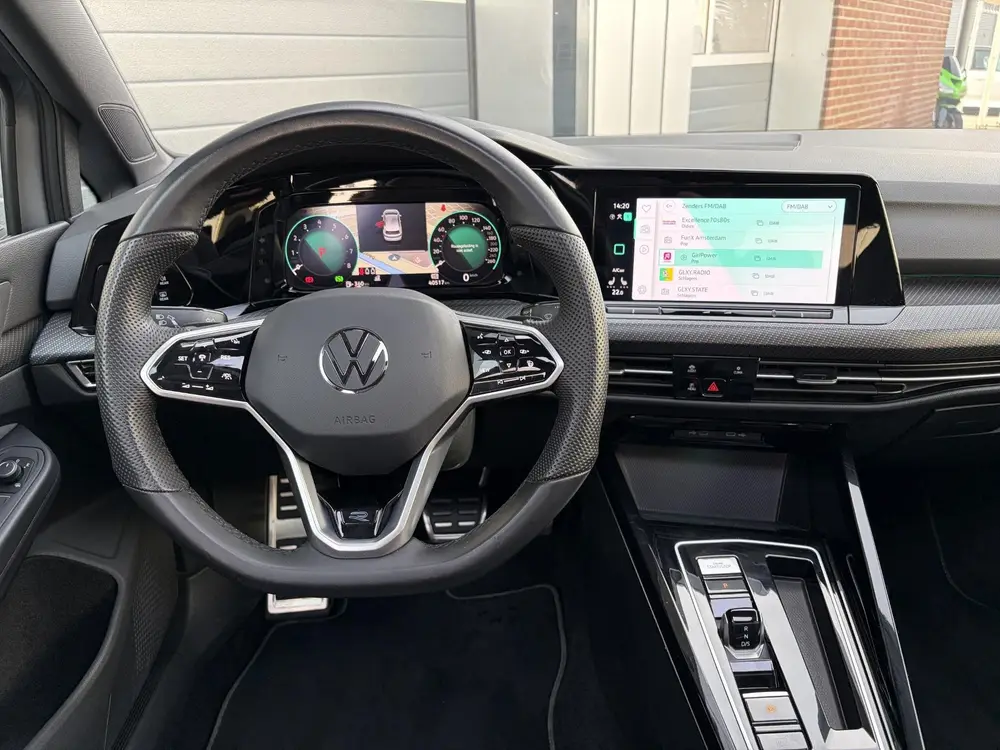 Volkswagen Golf 1.0 eTSI 110kW R-Line DSG | Pano | LED uit 2024, foto 12