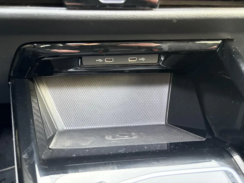 Volkswagen Golf 1.0 eTSI 110kW R-Line DSG | Pano | LED uit 2024, foto 17