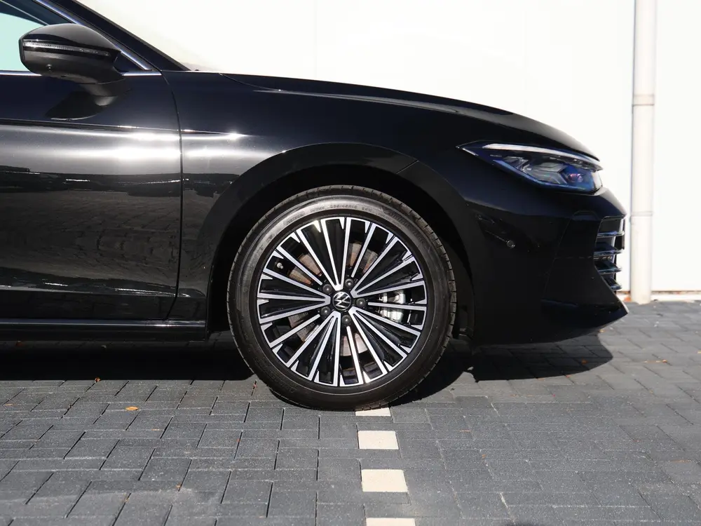 Volkswagen Passat Variant 1.5 eHybrid 272 pk Elegance | Trek uit 2025, foto 16