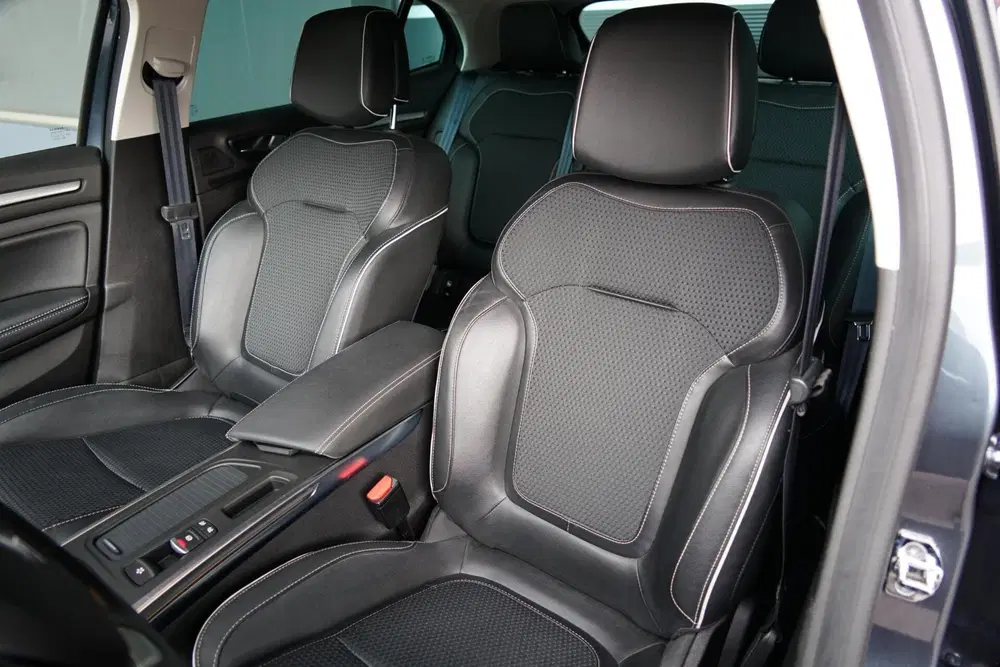 Renault Megane 1.3 TCe Bose aut. R-Link uit 2019, foto 5