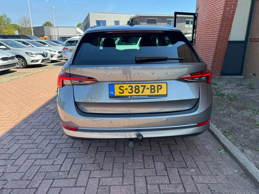 Skoda Octavia 1.0 TSI Business Edition Plus uit 2023, foto 6