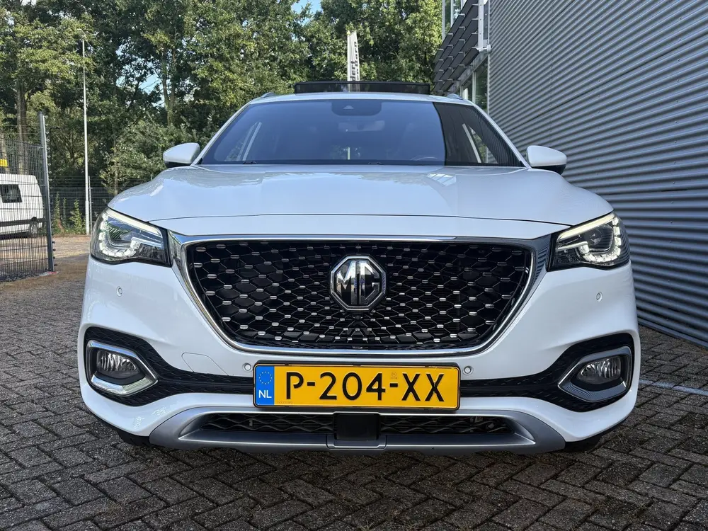 MG EHS 1.5 TGDI Luxury | Panorama Dak | Navi | Camera | Auto uit 2022, foto 3