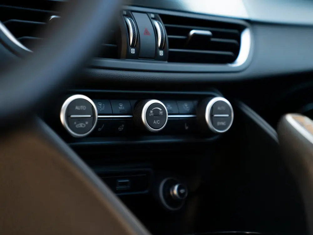 Alfa Romeo Giulia 2.2 Sprint | Panoramadak | Veloce stoelen uit 2021, foto 11