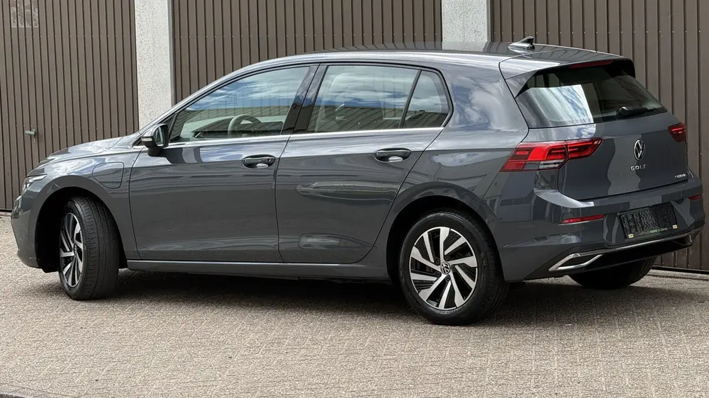 Volkswagen Golf 1.4 eHybrid (bj 2024, automaat) uit 2024, foto 9