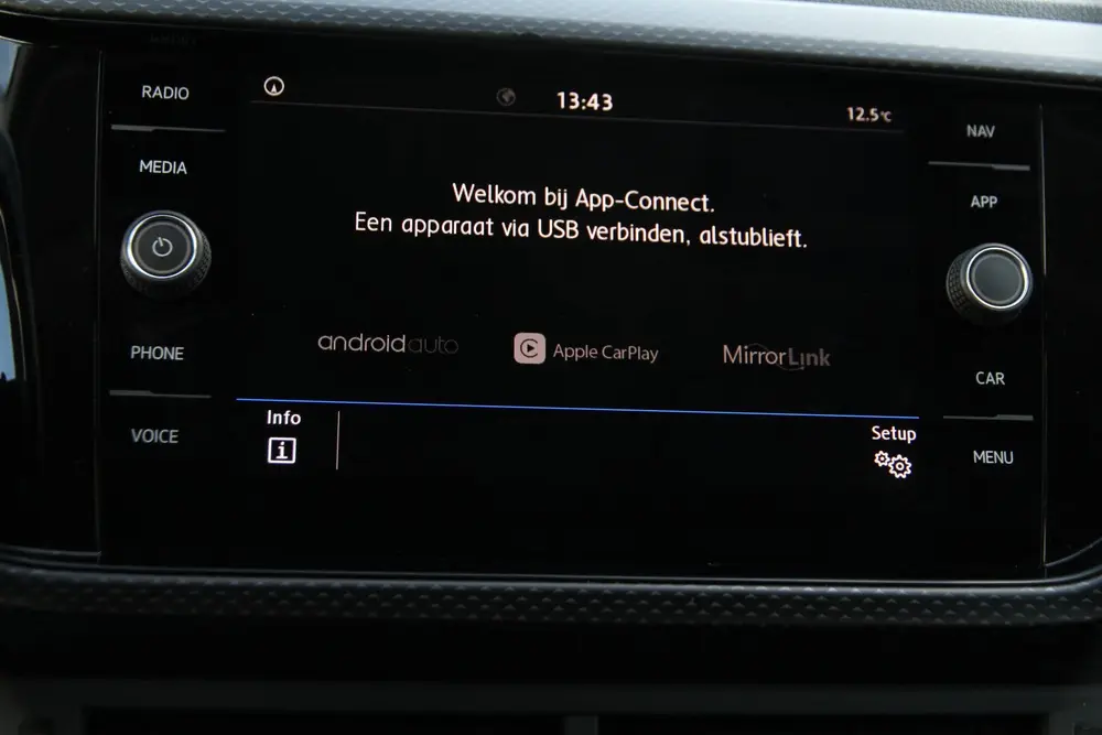 Volkswagen T-Cross 1.0 TSI Life Achteruitrijcamera | Cruise uit 2020, foto 13