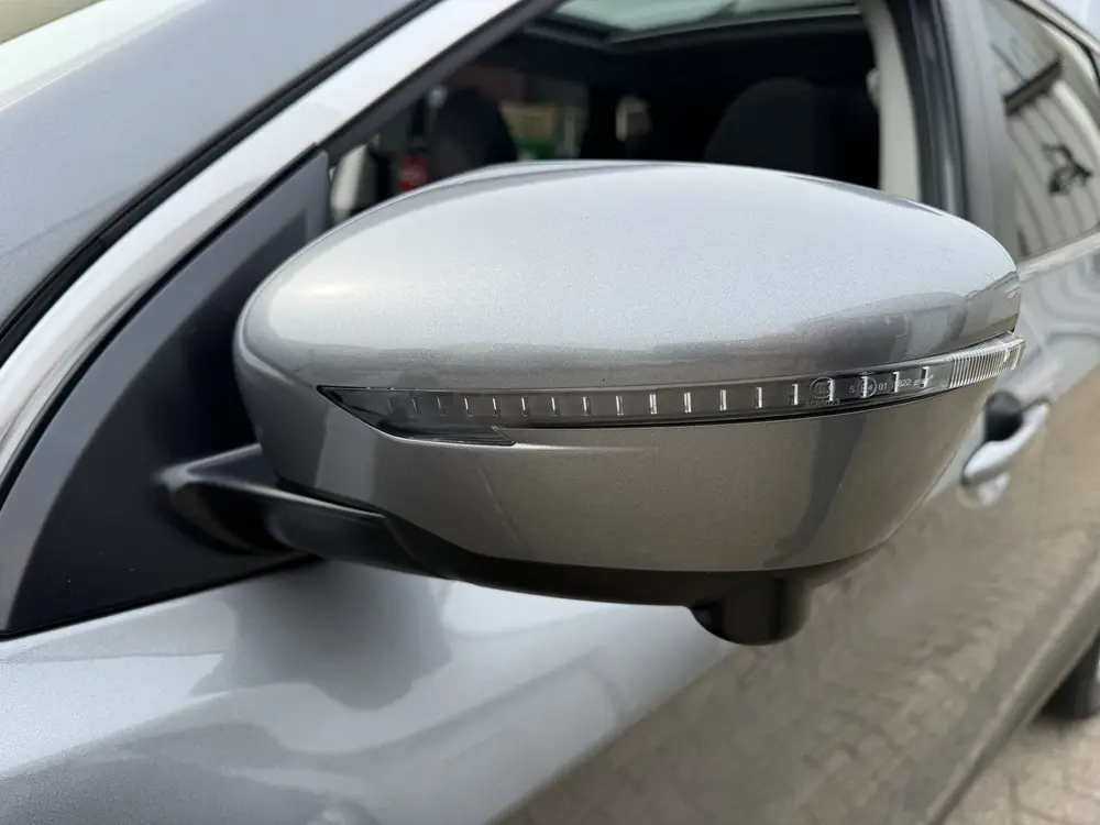 Nissan Qashqai 1.2 N-Connecta Panodak uit 2019, foto 17