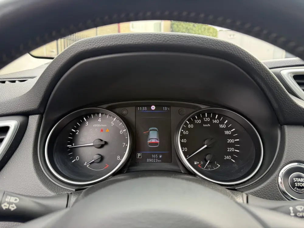 Nissan Qashqai 1.2 N-Connecta Panodak uit 2019, foto 18