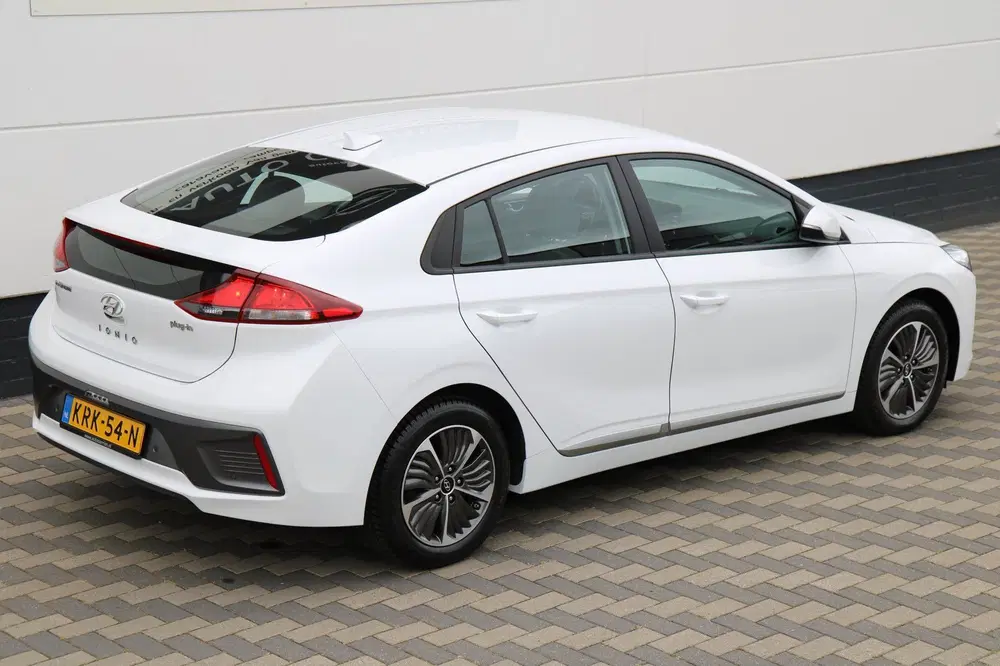 Hyundai IONIQ 1.6 GDi PHEV Carplay Camera Cruise BTW uit 2022, foto 5