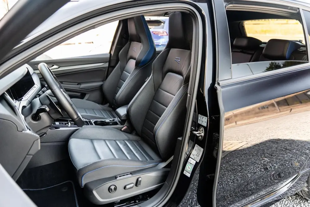 Volkswagen Golf 2.0 TSI R 4Motion Performance Akrapovic HK uit 2023, foto 20