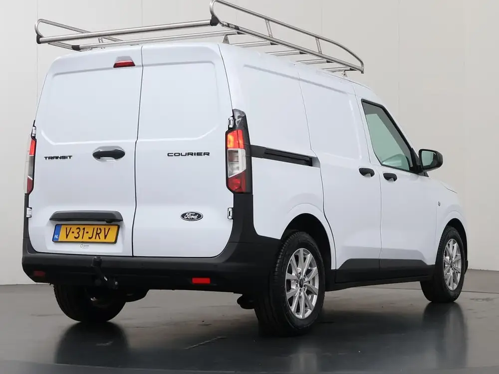 Ford Transit Courier 1.5 EcoBlue Trend Imperiaal | Trekhaak uit 2024, foto 2