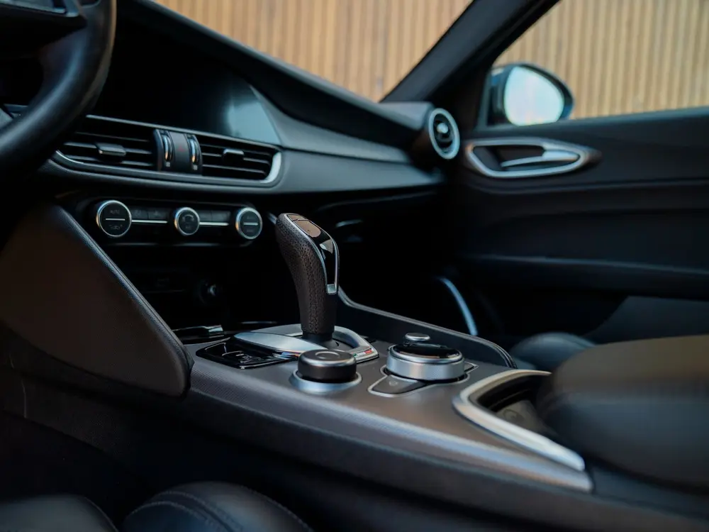 Alfa Romeo Giulia 2.0 T Veloce 280pk AWD uit 2022, foto 10