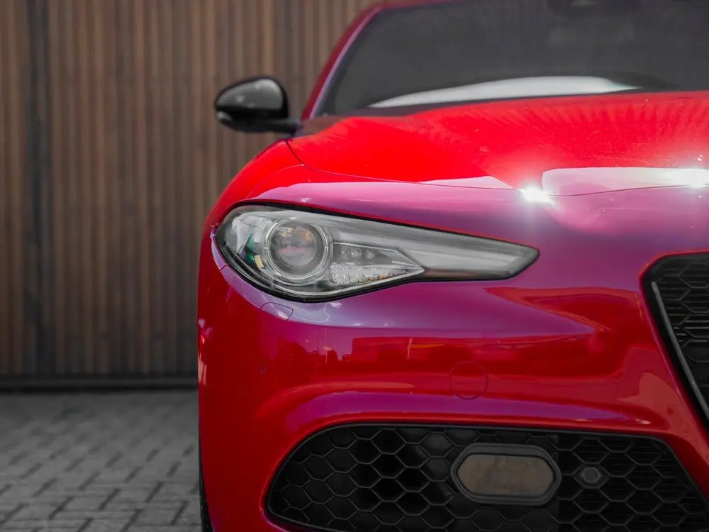 Alfa Romeo Giulia 2.0 T Veloce 280pk AWD uit 2022, foto 17