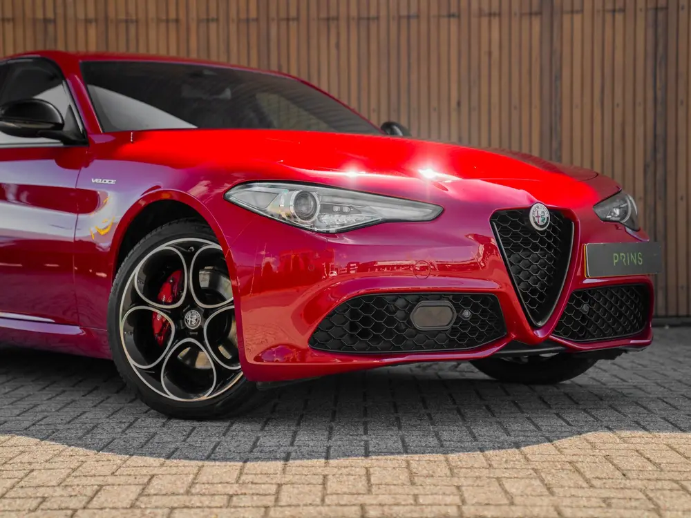 Alfa Romeo Giulia 2.0 T Veloce 280pk AWD uit 2022, foto 20
