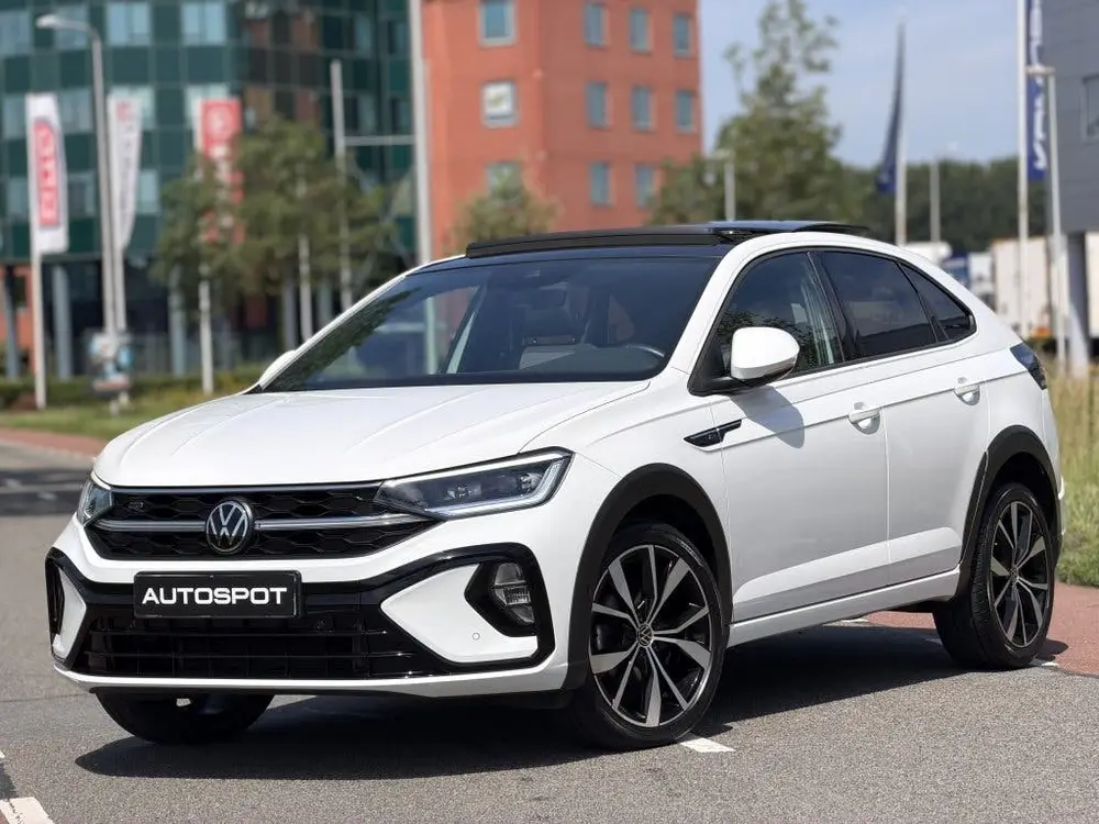 Volkswagen Taigo 1.0 TSI R-Line Pano IQ Light Keyless Beats uit 2022, foto 3