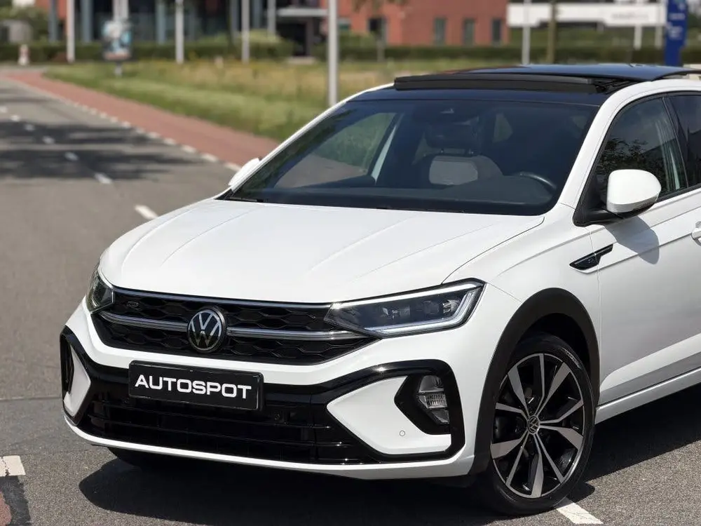 Volkswagen Taigo 1.0 TSI R-Line Pano IQ Light Keyless Beats uit 2022, foto 9