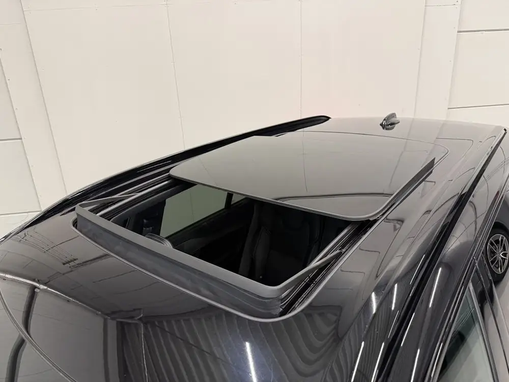 Volvo XC90 T8 Recharge AWD R-Design PANO/B&W/TREKHAAK/360CAM uit 2023, foto 3