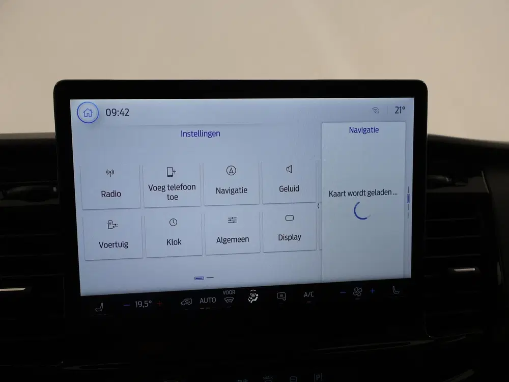 Ford Transit 350 uit 2024, foto 18
