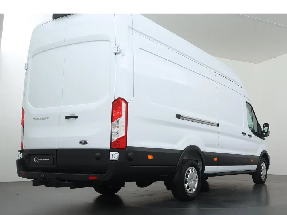 Ford Transit 350 uit 2024, foto 2