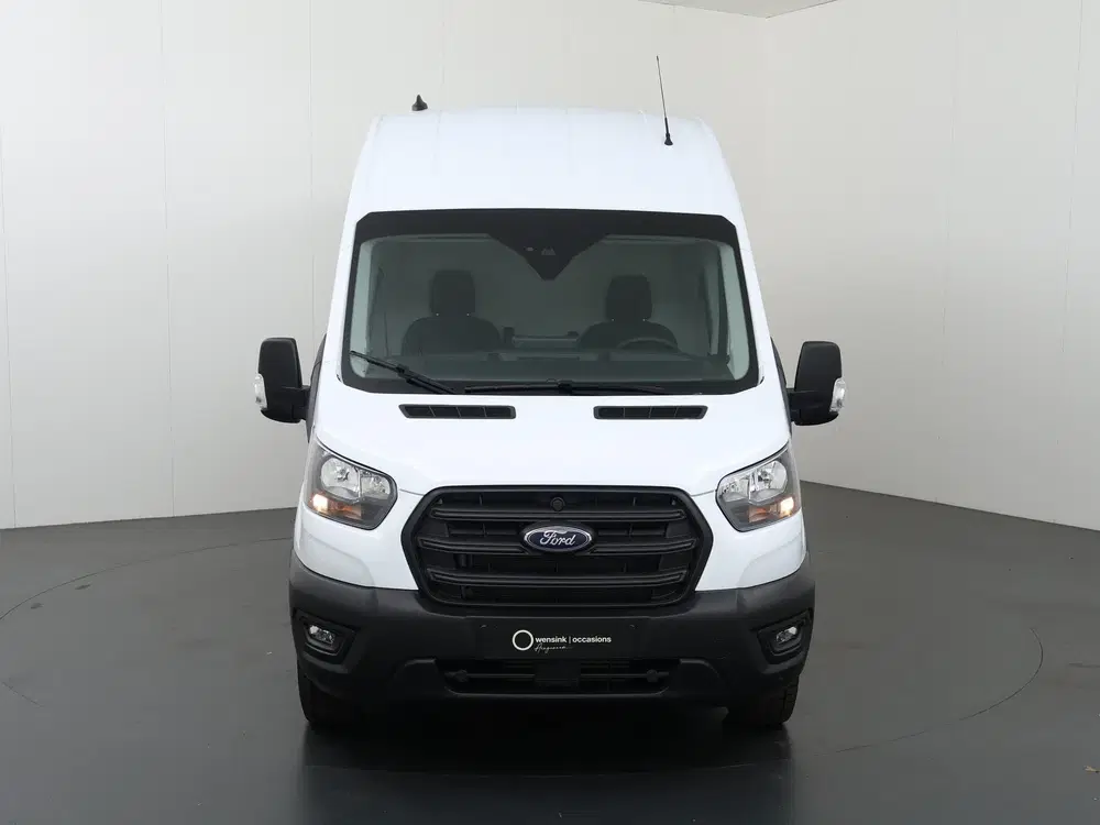 Ford Transit 350 uit 2024, foto 3