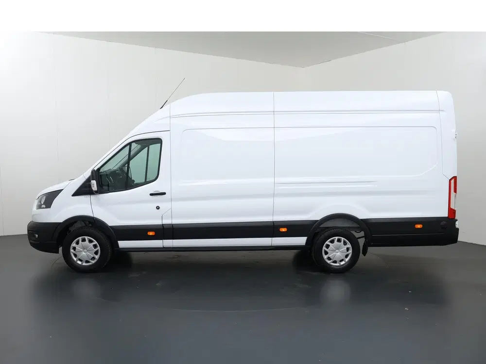 Ford Transit 350 uit 2024, foto 5