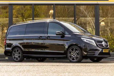 Mercedes-Benz V-Klasse 300d Lang DC Avantgarde Edition EX.BT uit 2022