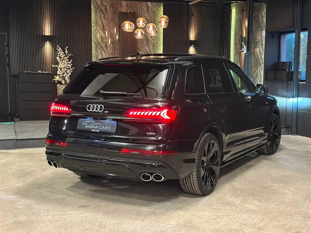 Audi Q7 55 TFSI e quattro 3X S-LINE uit 2023, foto 2