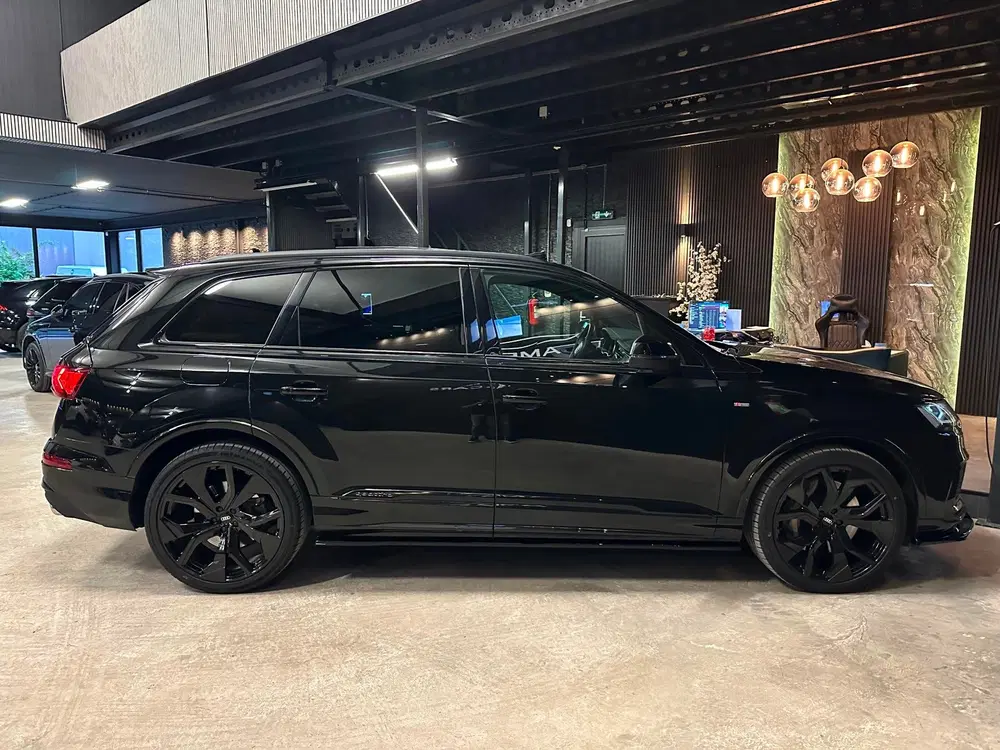 Audi Q7 55 TFSI e quattro 3X S-LINE uit 2023, foto 6
