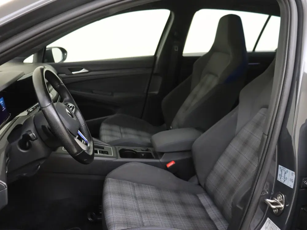 Volkswagen Golf 1.4 e-Hybrid GTE | Automaat | NAV | Camera | uit 2021, foto 12