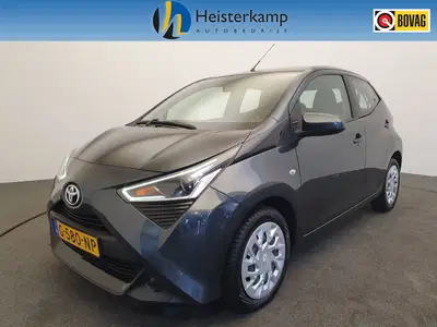 Toyota Aygo 1.0 VVT-i x-play Airco uit 2019